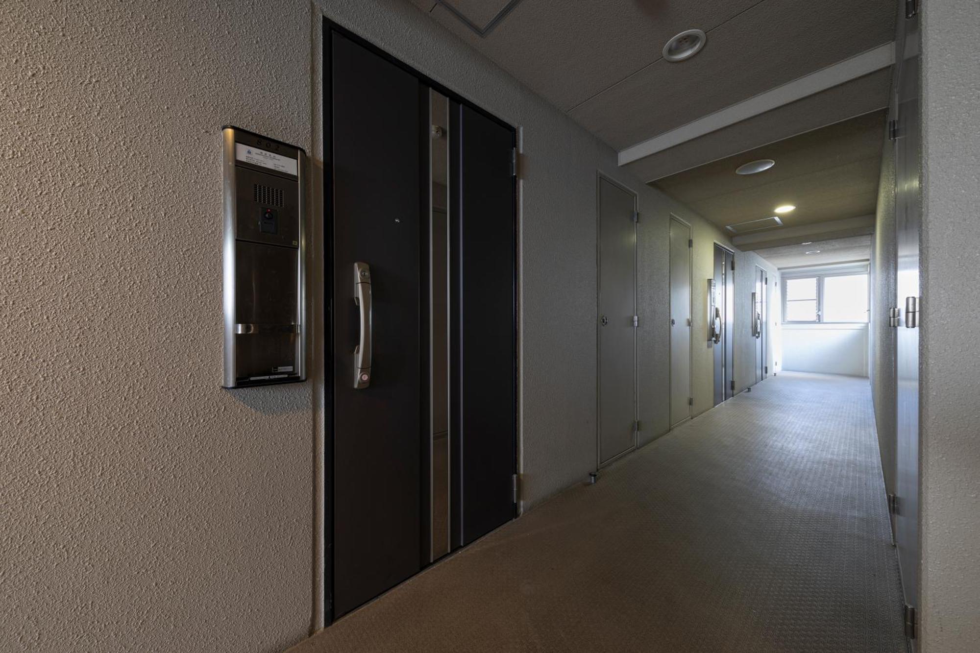 クリスタルコート難波 Apartment Osaka Luaran gambar